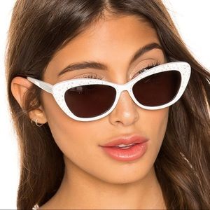 Mymymy White Rhinestone Rounded Cateye Sunglasses